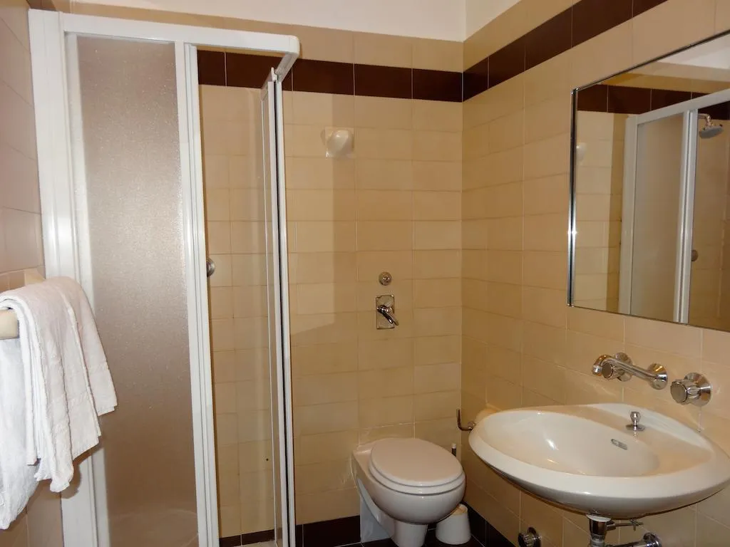 DOUBLE SINGLE USE STANDARD Room, Golf Hotel Resort, Milan