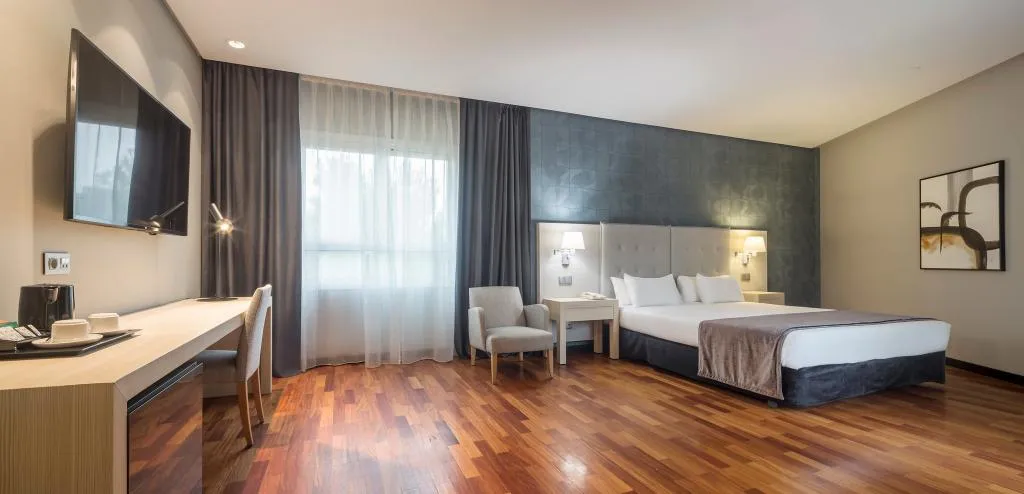 DOUBLE SUPERIOR Room, Ilunion Pio XII, Madrid