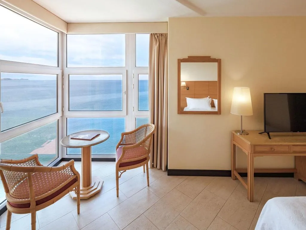JUNIOR SUITE SEA VIEW Room, Baia Madeira Hotel, Madeira
