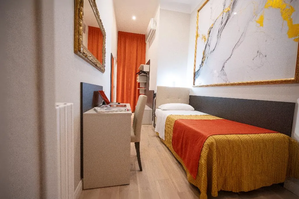 SINGLE BASIC Room, Hotel Demó, Milan