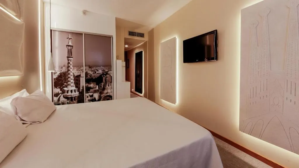 QUADRUPLE STANDARD Room, Evenia Rossello, Barcelona