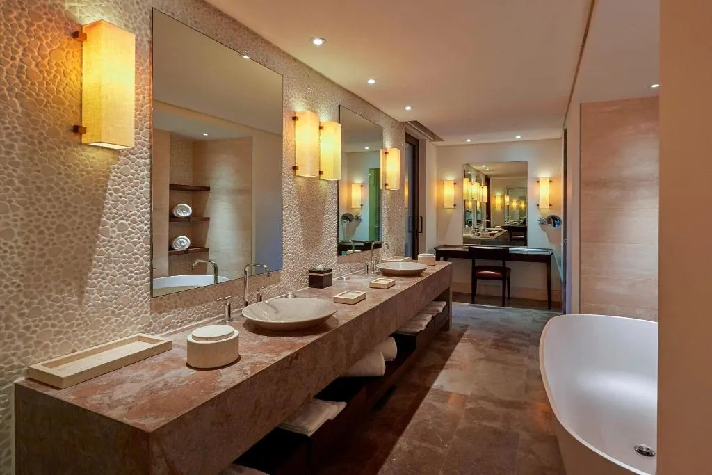Room, The Romanos, A Luxury Collection Resort, Kalamata