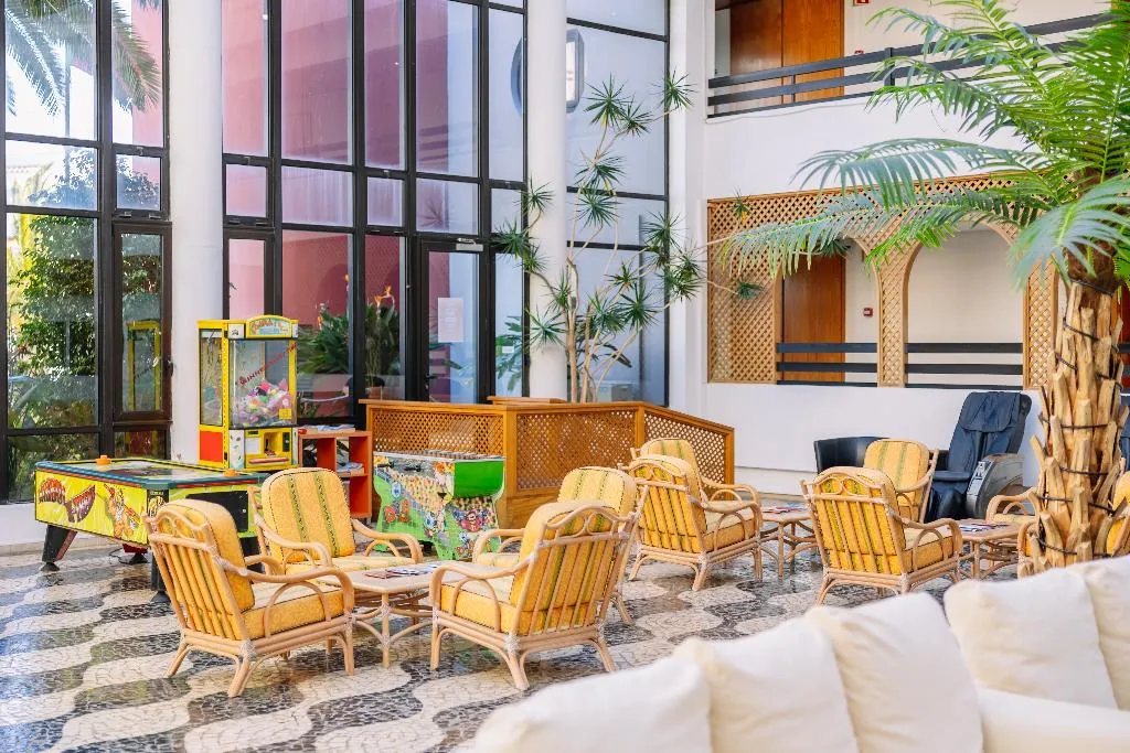 Lobby, Muthu Oura Praia Hotel, Algarve