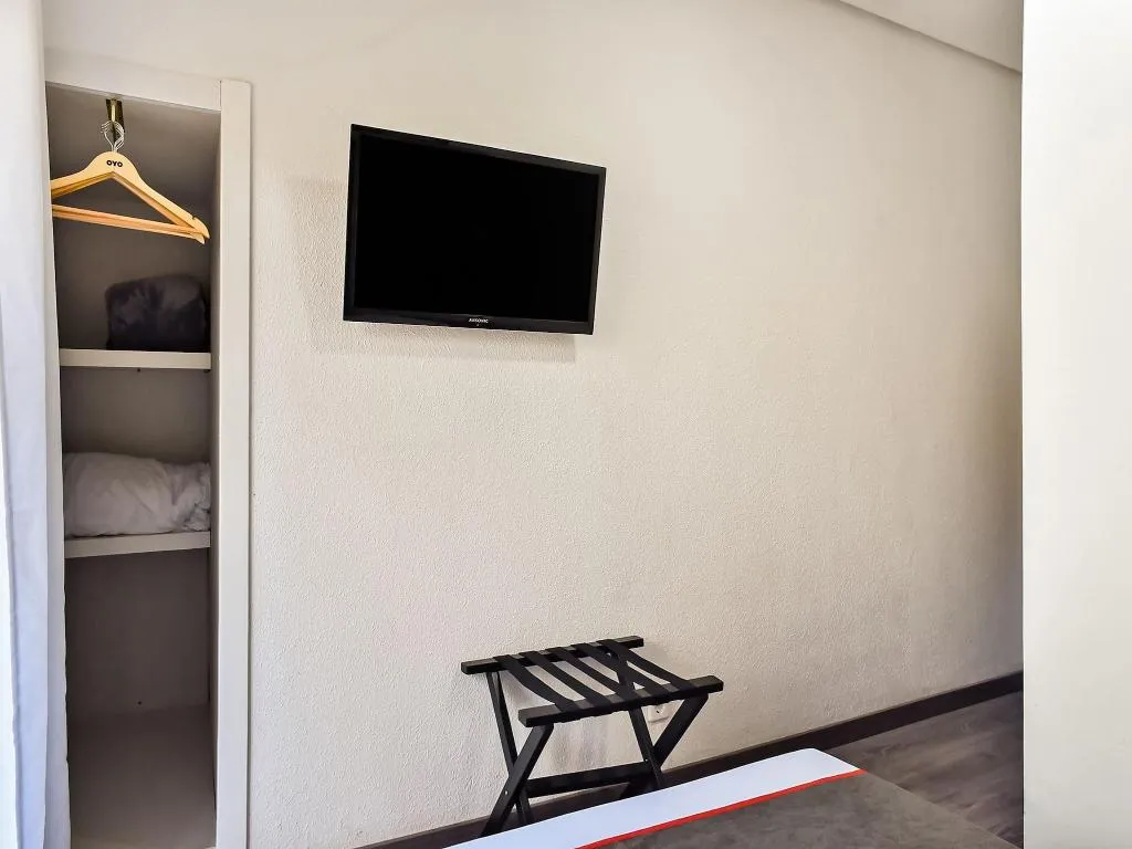 Room, Hello Feria, Madrid