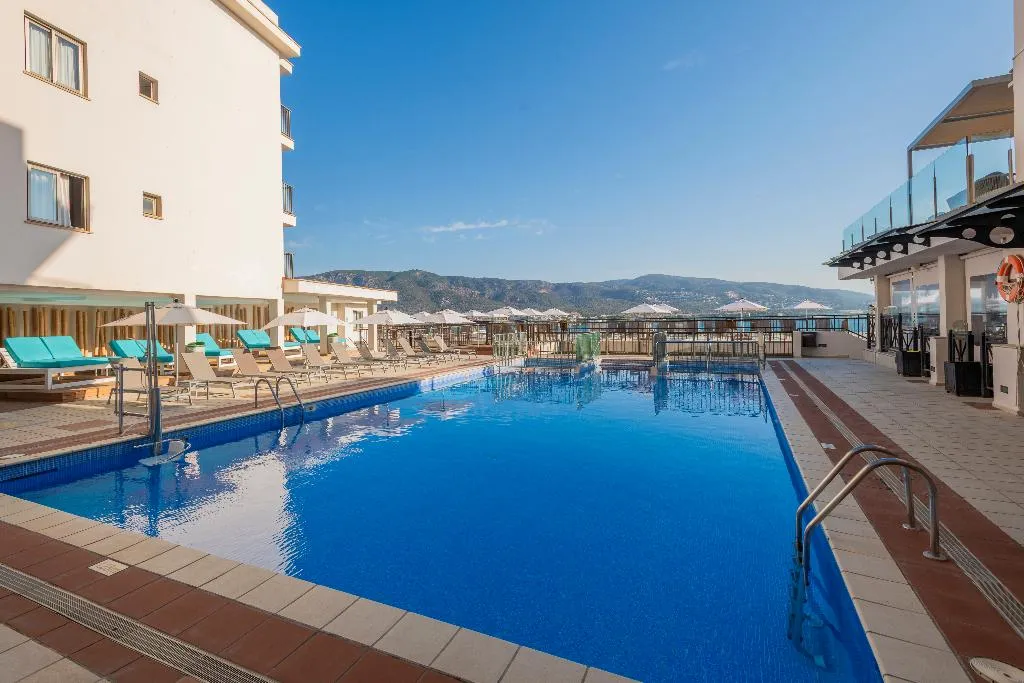 Pool, Leonardo Royal Htl Mallorca Palmanova Bay, Majorca