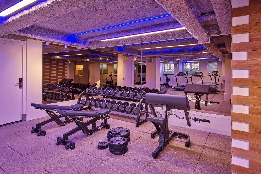 Sports and Entertainment, Clayton Hotel Amsterdam American, Amsterdam