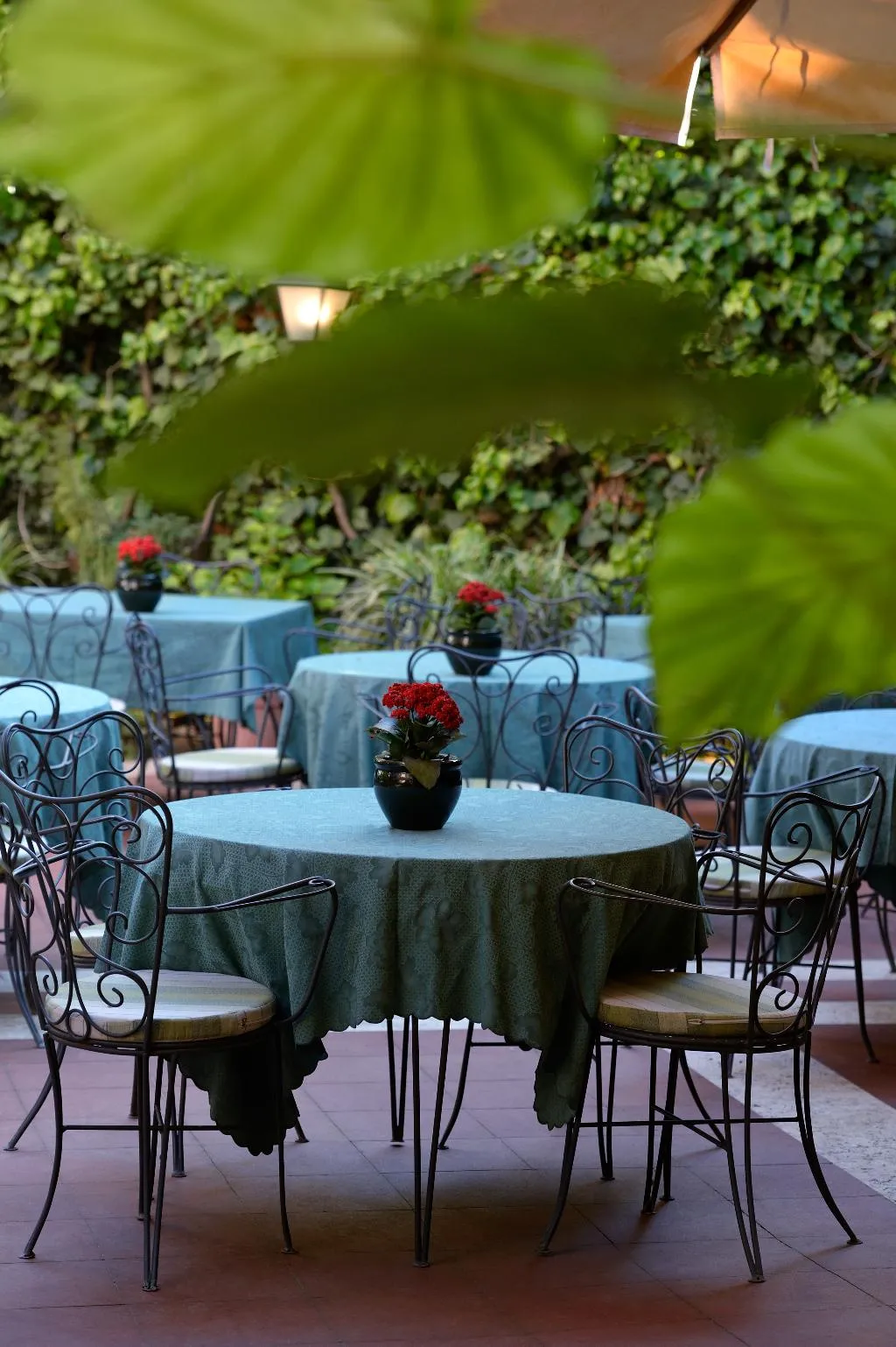 Bar, Giulio Cesare, Rome