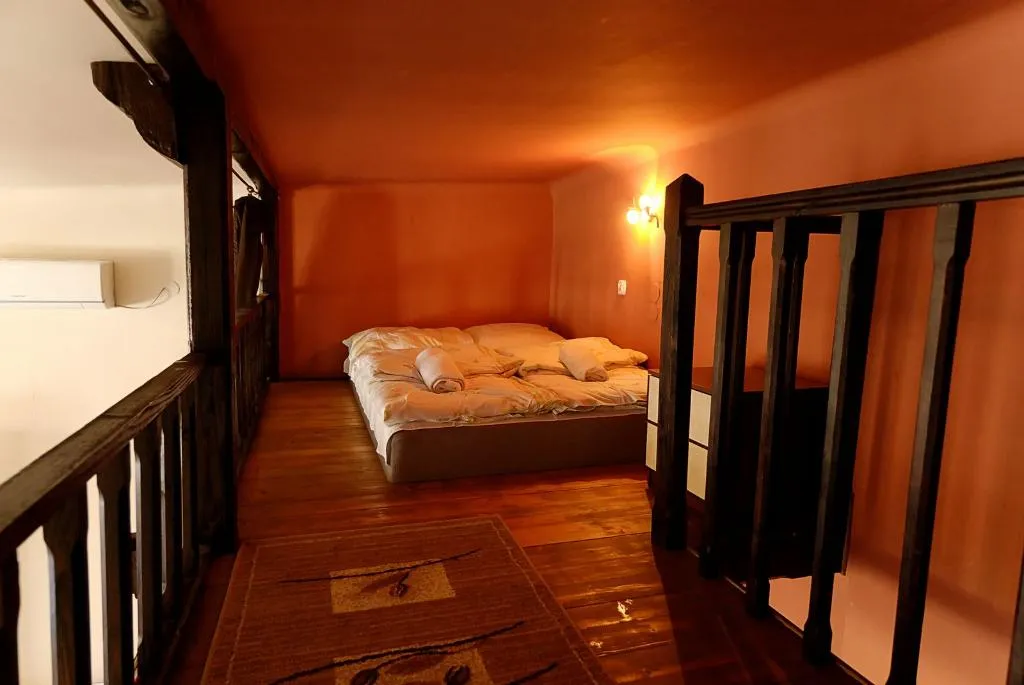 APARTMENT CAPACITY 4 ONE BEDROOM Room, P&J Tourist Apartments, Krakow
