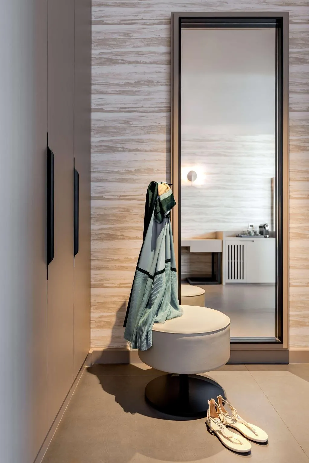 Room, Hyatt Centric Jumeirah Dubai, Dubai