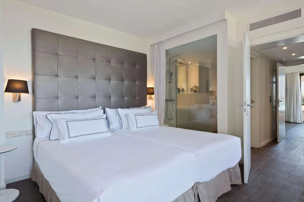 DOUBLE PREMIUM Room, Melia Palma Marina, Majorca