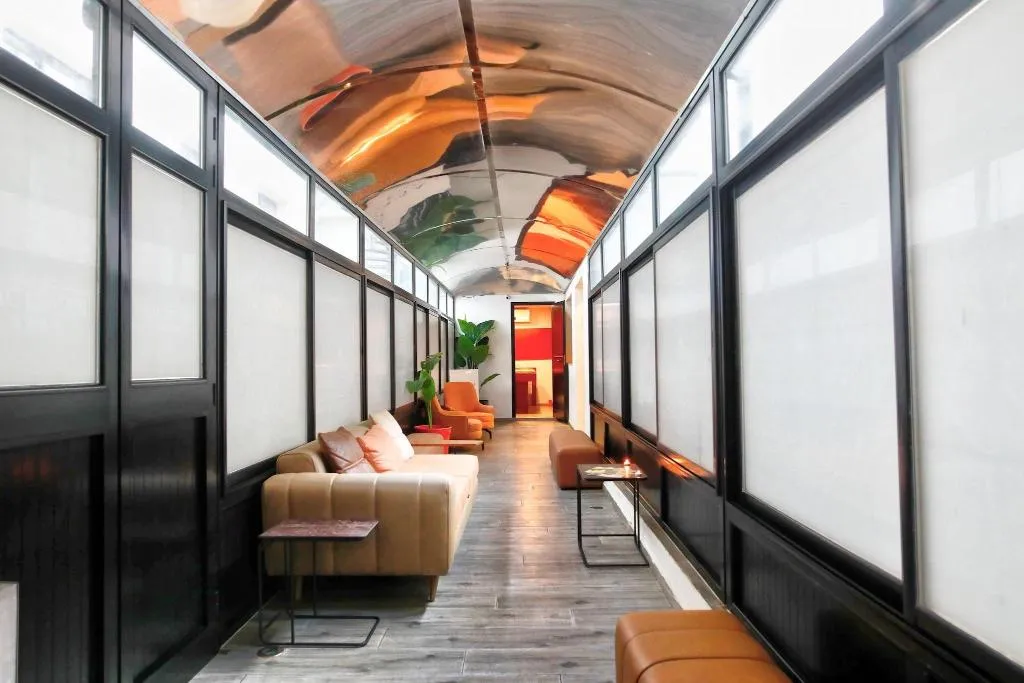 Lobby, Lac Leman, Tunisia