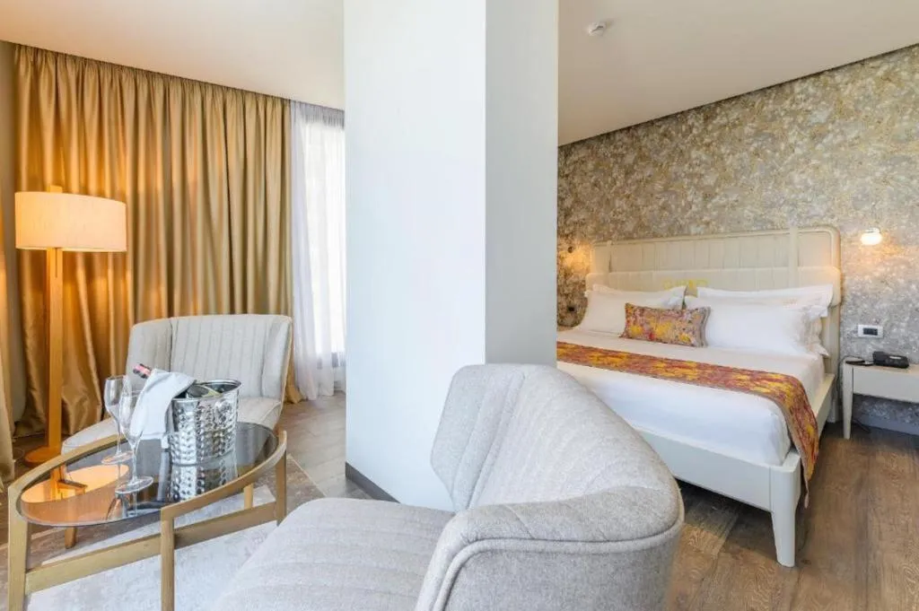 Room, Chic Hotel Spa, Kavaje