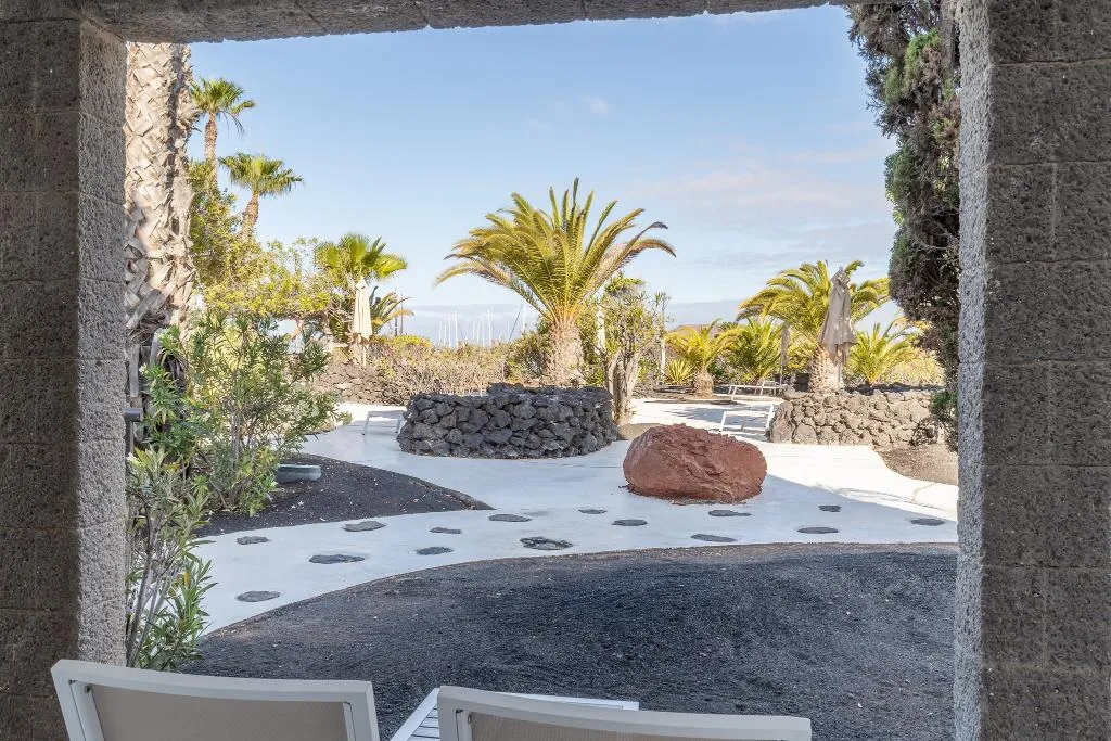 DOUBLE SINGLE USE GARDEN VIEW Room, Hotel LIVVO Volcan Lanzarote, Lanzarote