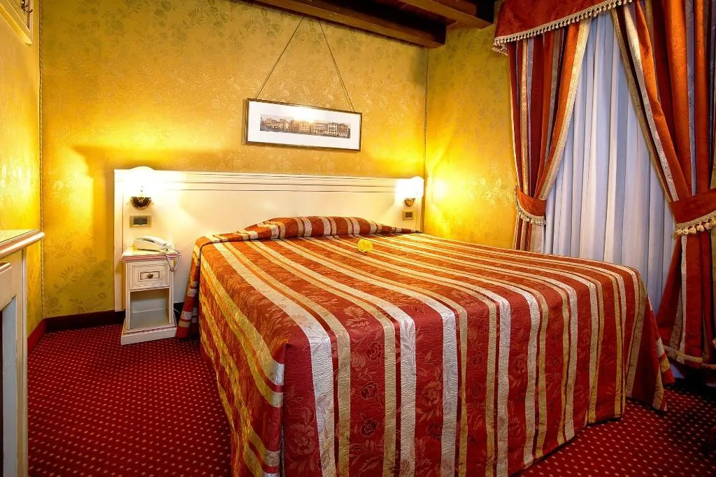 Room, Studio Ca' Polo, Venice