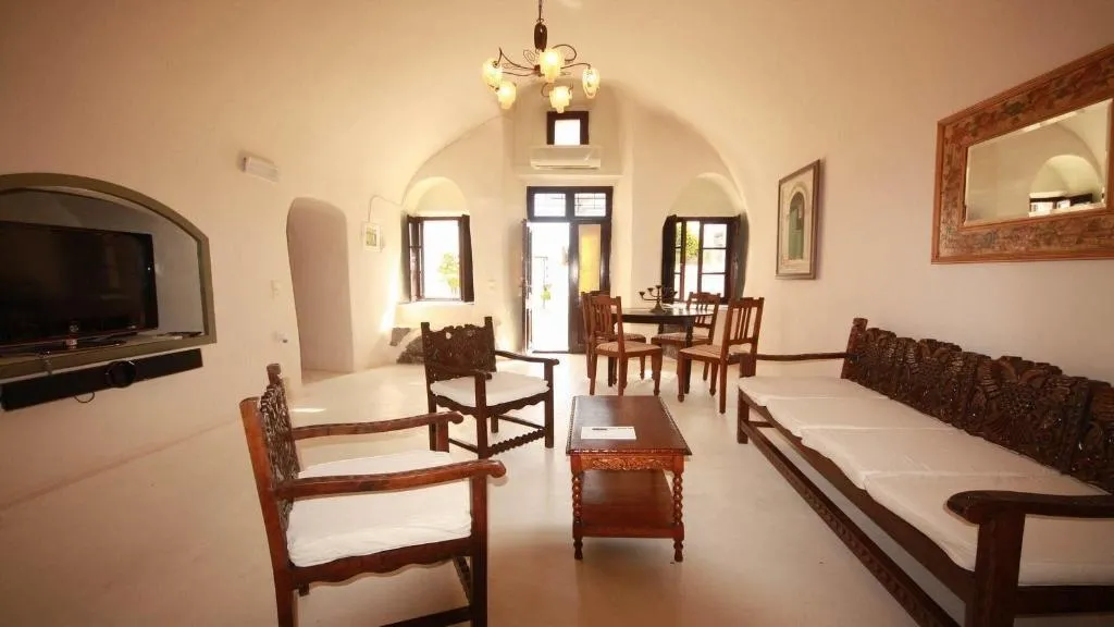 Room, Lava Suites & Lounge, Santorini