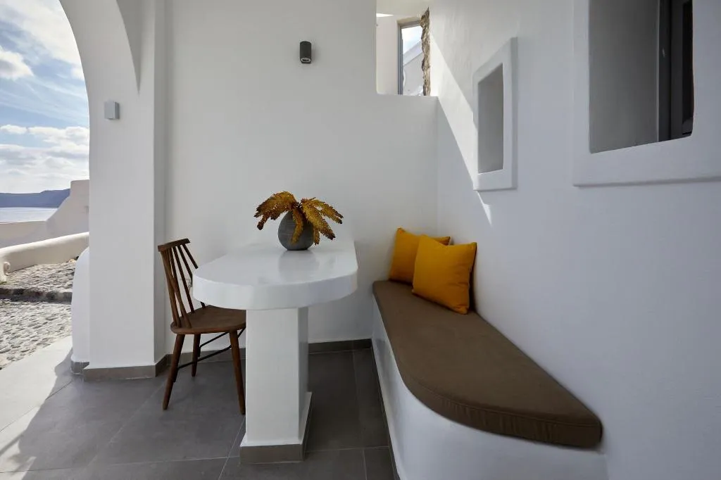 Room, Allure Breeze Suites, Santorini