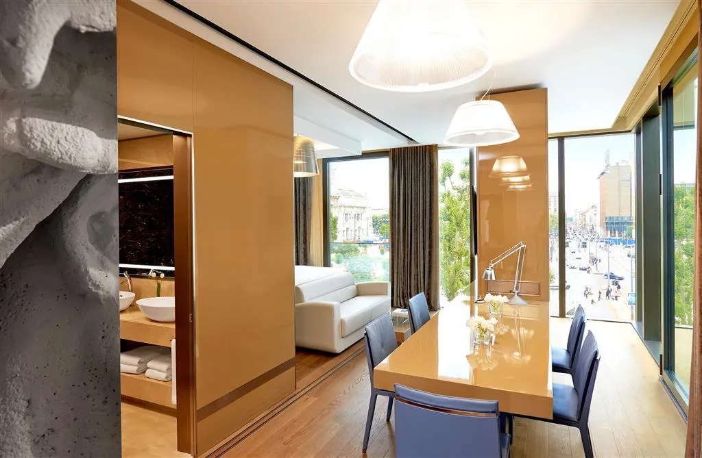 Room, Excelsior Hotel Gallia, a Luxury Collection Hotel, Milan