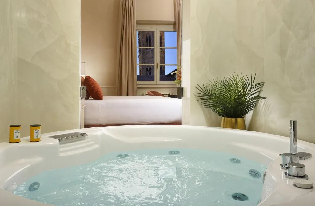 SUITE LUXURY Room, San Firenze Suites And Spa, Florence