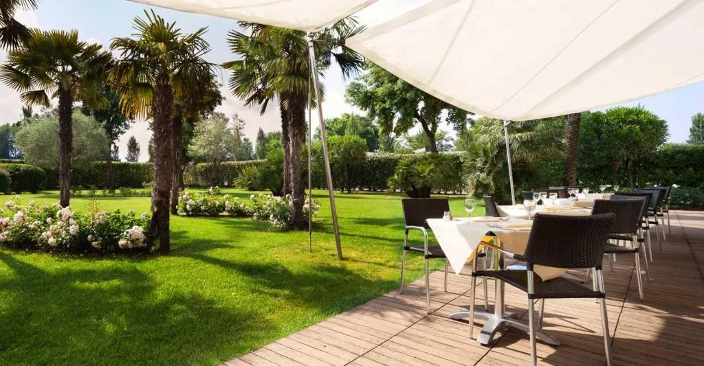 Terrace, Hotel Rafael, Milan