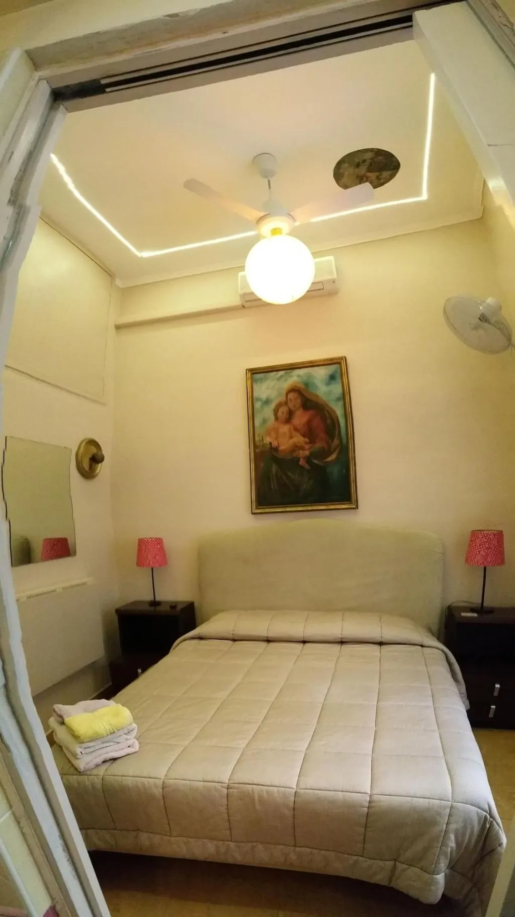 Room, Walter Guest House, Naples