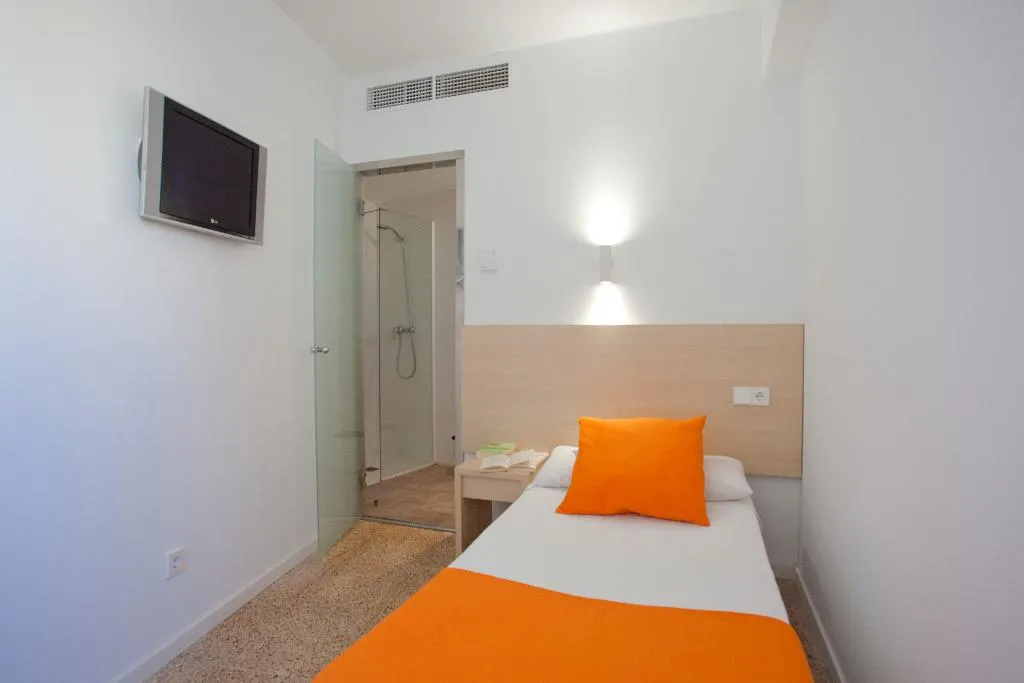 Room, Peru Playa, Majorca