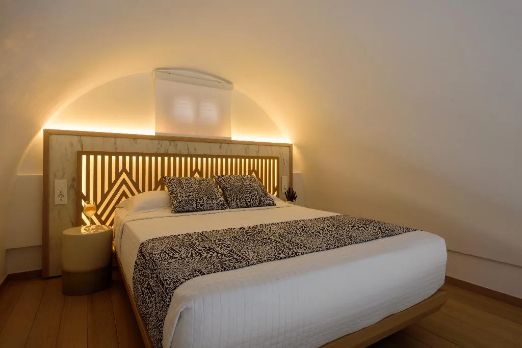 DOUBLE ONE BED Room, Astir Thira Hotel, Santorini