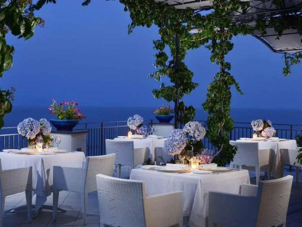 Restaurant, Raito, Naples