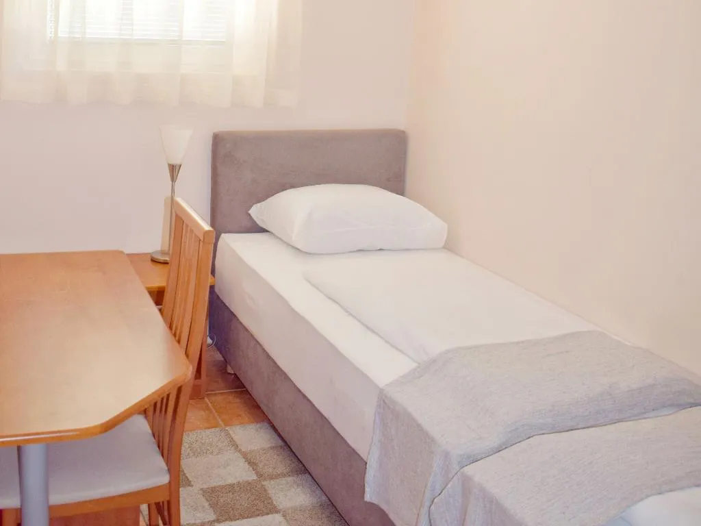 APARTMENT CAPACITY 6 Room, Matilde Beach Resort, Split