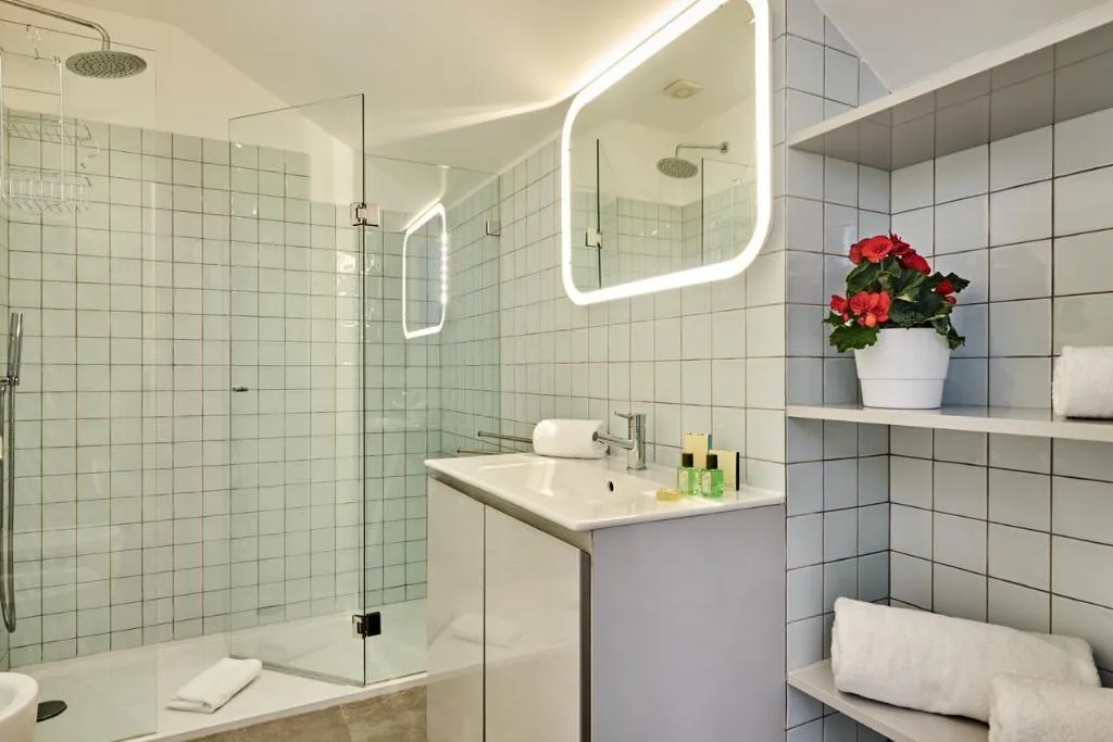 APARTMENT CAPACITY 5 Room, Apartments Ponte Nova, Porto