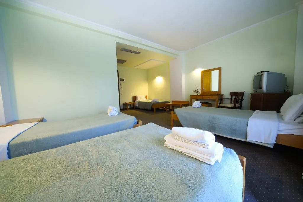 FAMILY ROOM STANDARD Room, Mont Helmos, Athens