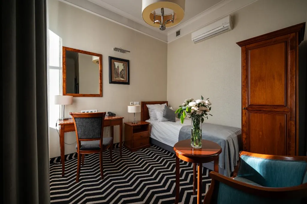 SINGLE STANDARD Room, Senacki, Krakow