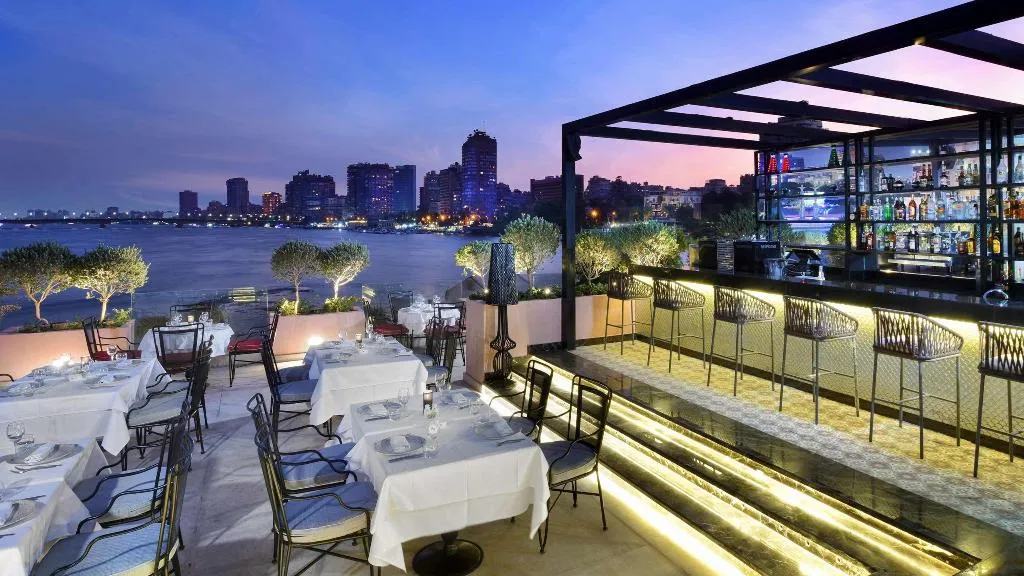 Bar, Sofitel Cairo Nile El Gezirah, Cairo