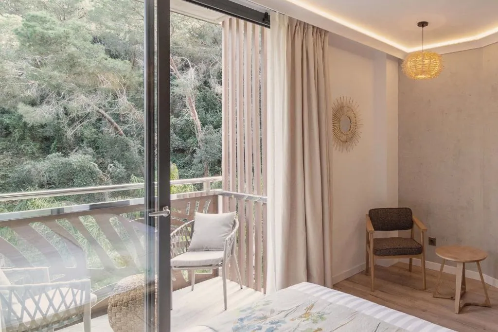 DOUBLE DELUXE GARDEN VIEW Room, Casa Coco Boutique Hotel & Spa, Costa Brava