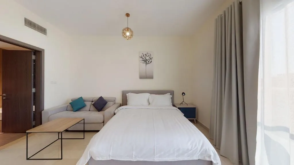 Room, Unlock Metropolis, Dubai