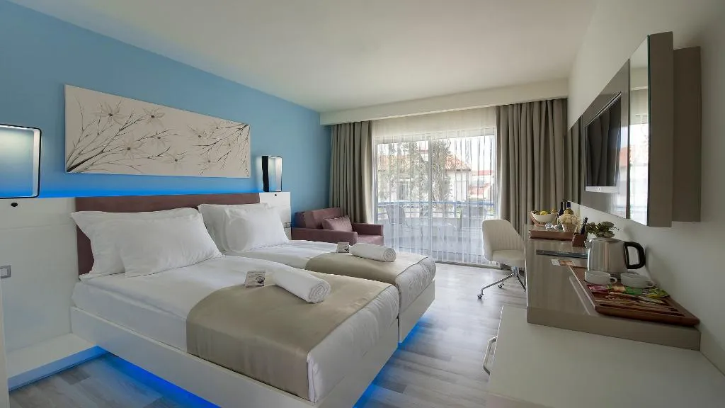 DOUBLE SINGLE USE DELUXE LAND VIEW Room, Flora Garden Ephesus Hotel, Izmir