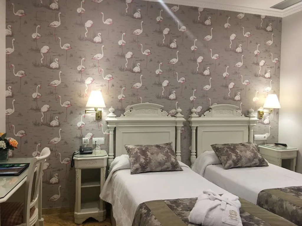 DOUBLE TWO BEDS Room, Adriano Hotel, Seville