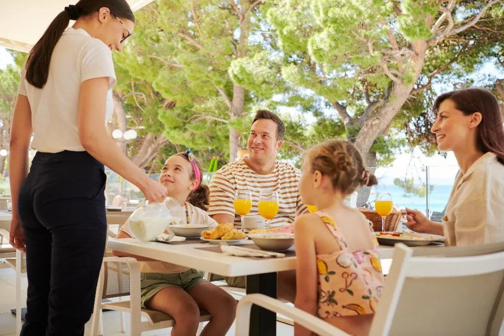Sports and Entertainment, Bluesun Hotel Alga, Split