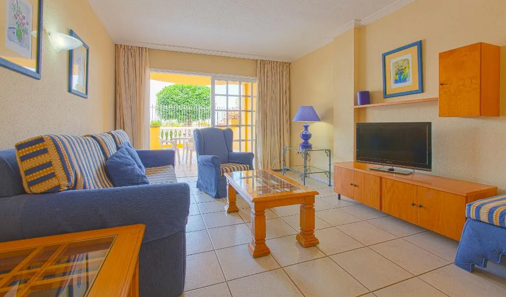 APARTMENT GARDEN VIEW ONE BEDROOM Room, El MarquÃ©s Palace by Intercorp Hotel Group, Tenerife