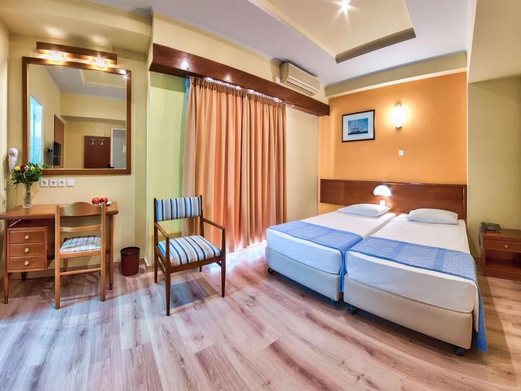 Room, Athens Cypria, Athens