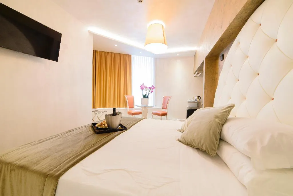 JUNIOR SUITE DELUXE Room, Vespasiano, Rome