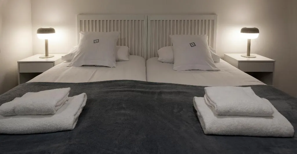 APARTMENT DUPLEX Room, Dau Studios, Valencia