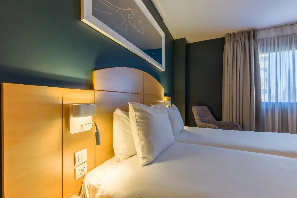 TWIN STANDARD Room, Travelodge Madrid Alcala de Henares, Madrid