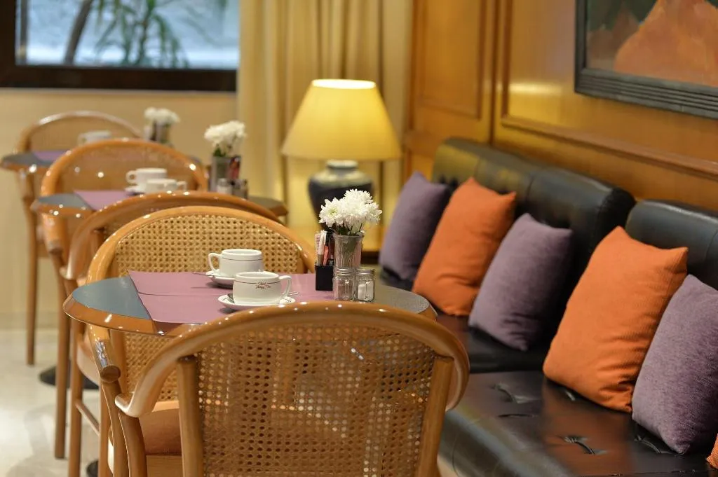 Restaurant, Victory Inn, Athens