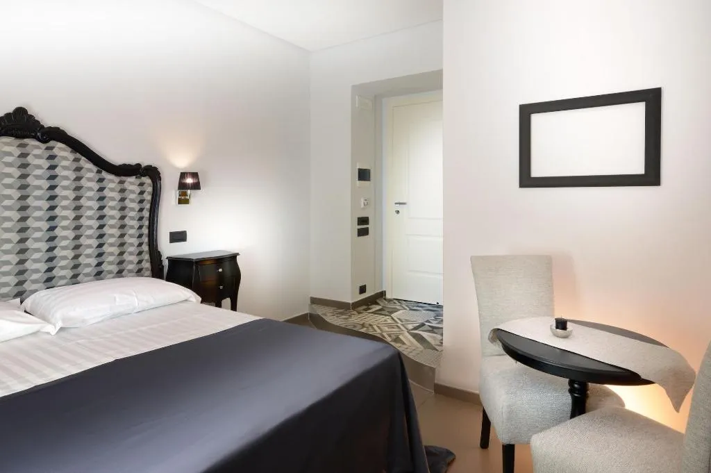 Room, Barbarella Suite, Naples