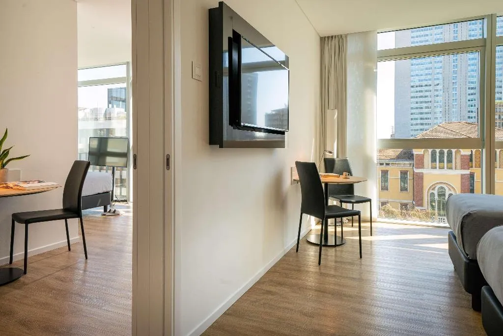 Room CONNECTING ROOM Room, Innside Milano Torre Galfa, Milan