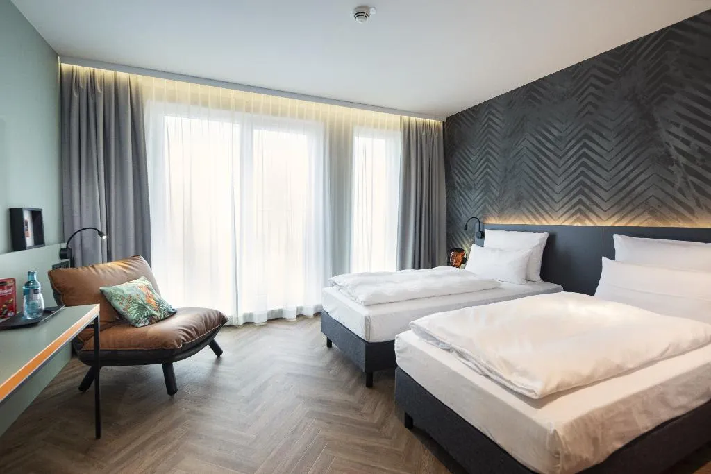 Double or Twin SUPERIOR QUEEN BED Room, LOGINN Hotel Berlin Airport, Berlin
