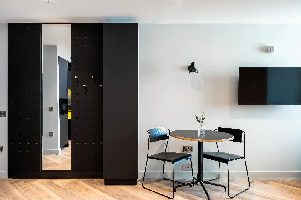 STUDIO Accessible Room, Staycity Aparthotels Tivoli, Dublin