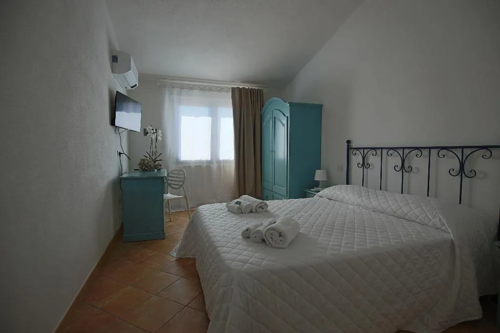 Room, La Smeraldina Resort, Olbia