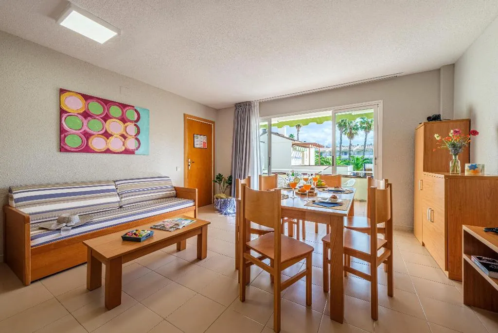 Room, Estival Park Apartments, Costa Brava
