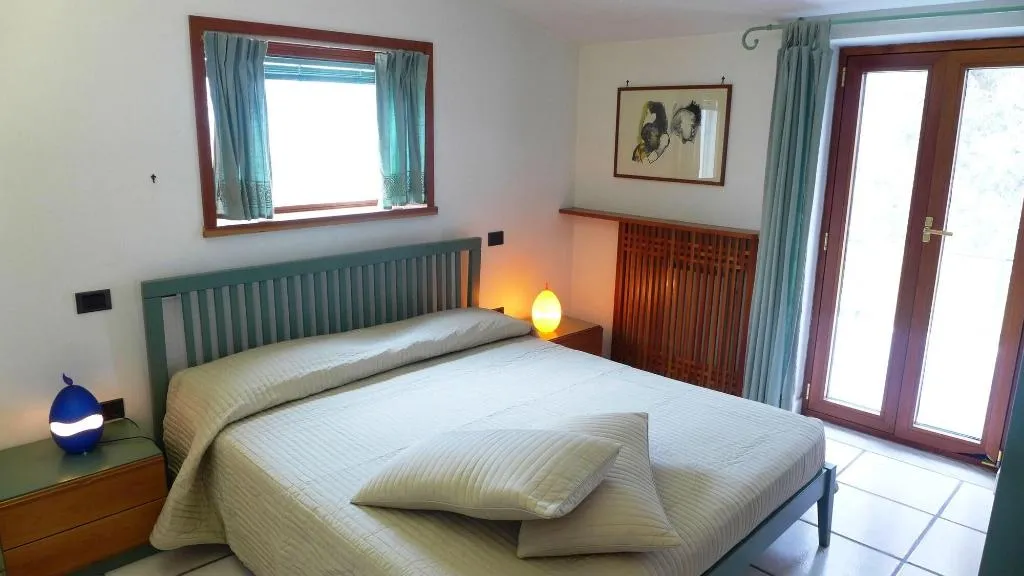 Room, Villa Irma, Naples